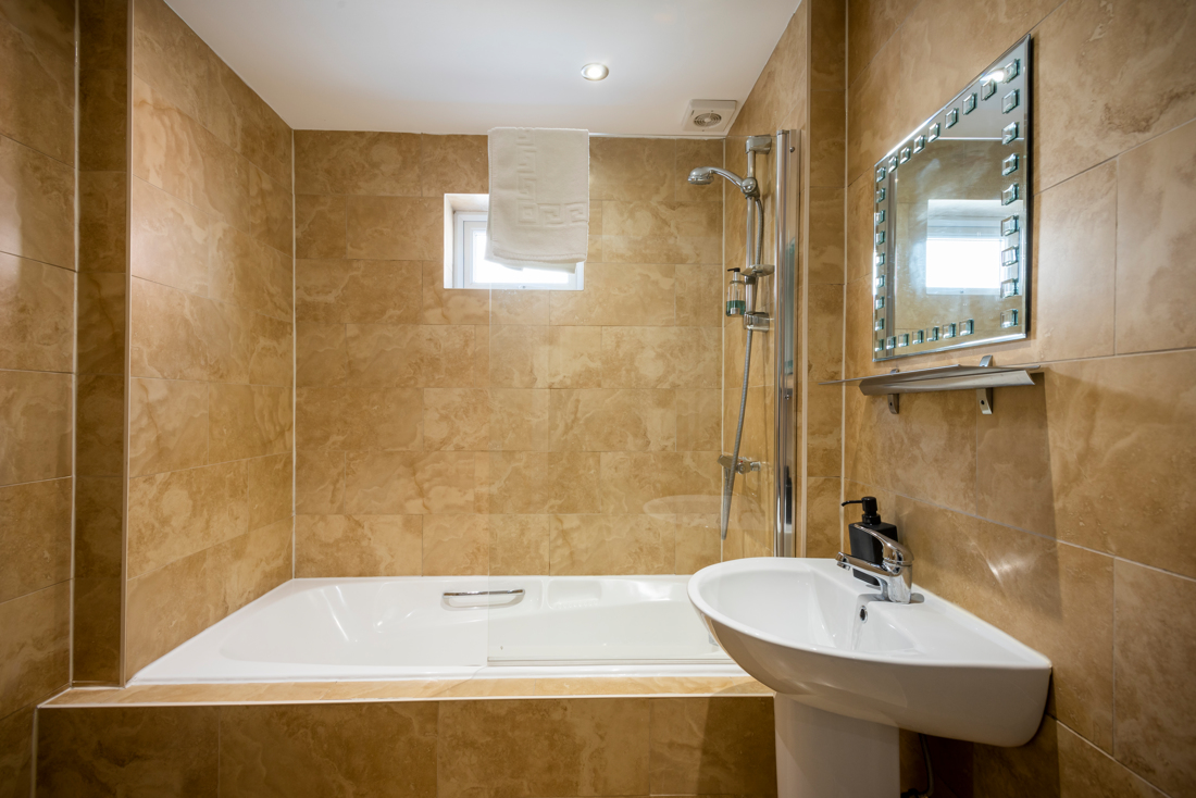 Well equipped en-suite bathroom at the Stamford Hotel Southport